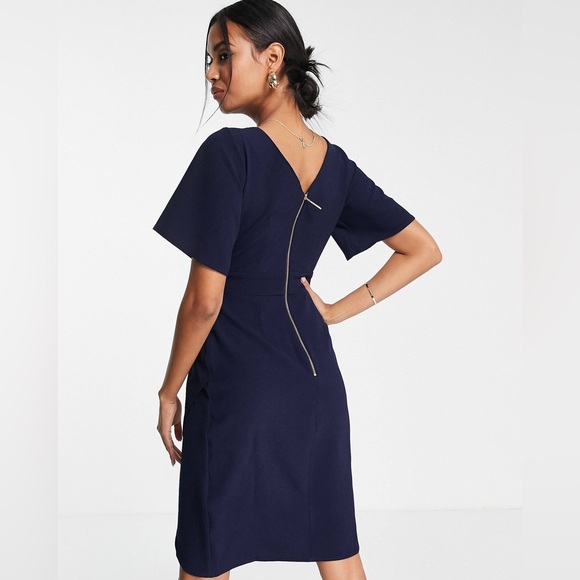 ASOS Closet London tie waist gathered pencil midi dress in navy - Picture 9 of 11